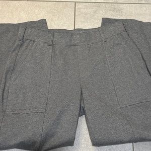 NWOT Lands End, gray, starfish, straight leg, soft pants. Front & back pockets.